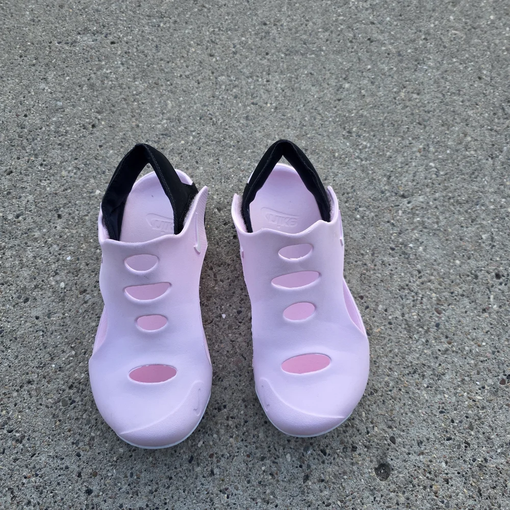 Nike Sunray Protect Pink Velcro Adjustable Sandasls Little Girls 3Y
